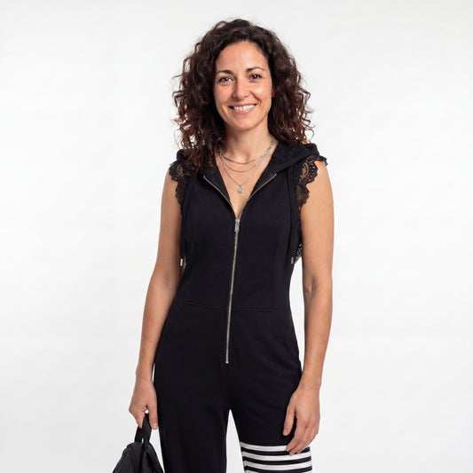 Daniela | Mono deportivo de estilo retro con capucha y rayas
