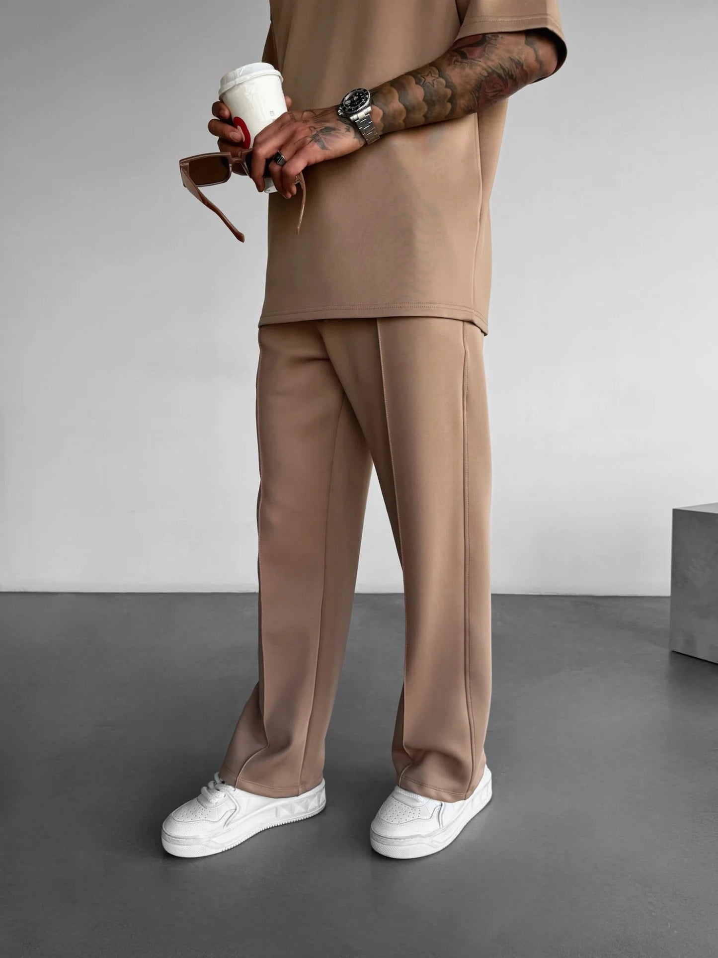 Pantalón jogger amplio y relajado
