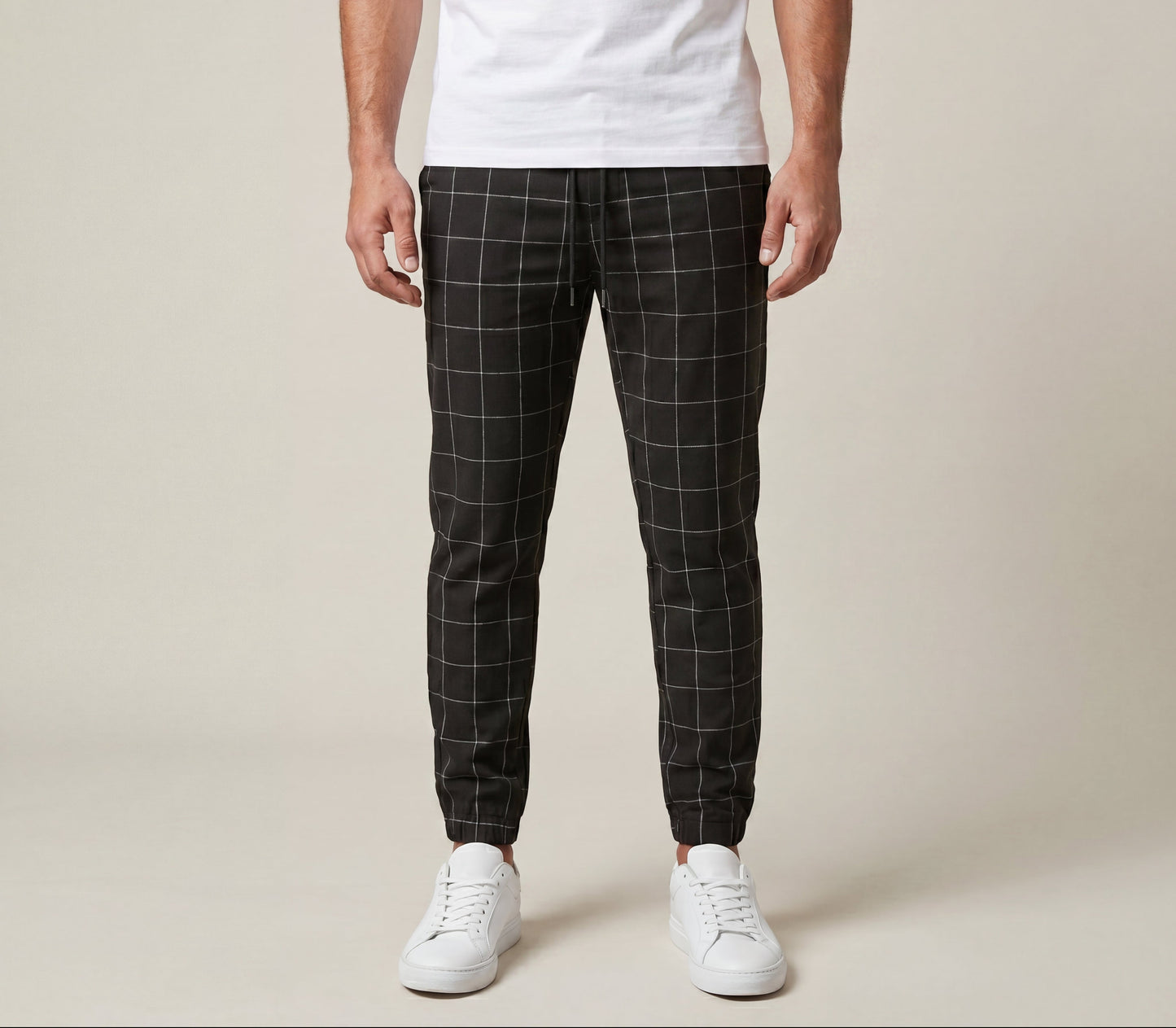 Pantalón de cuadros ajustado